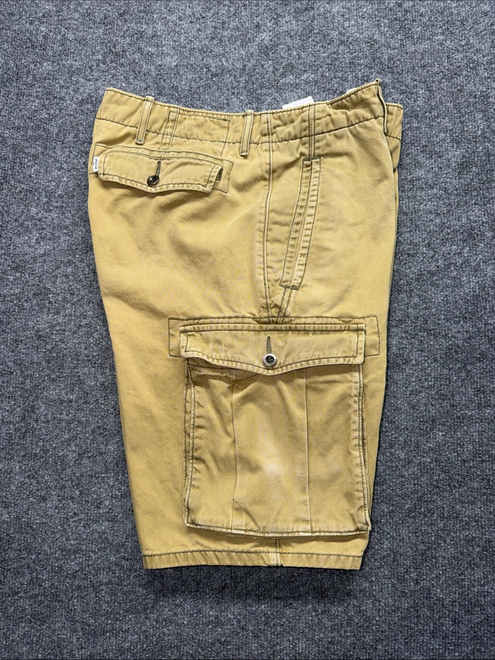 Levi's Men's Cargo Shorts - Khaki Yellow Utility